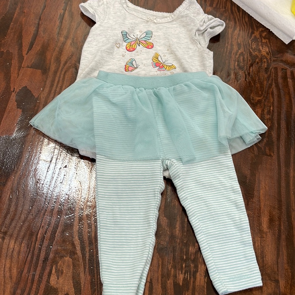 Carters set
